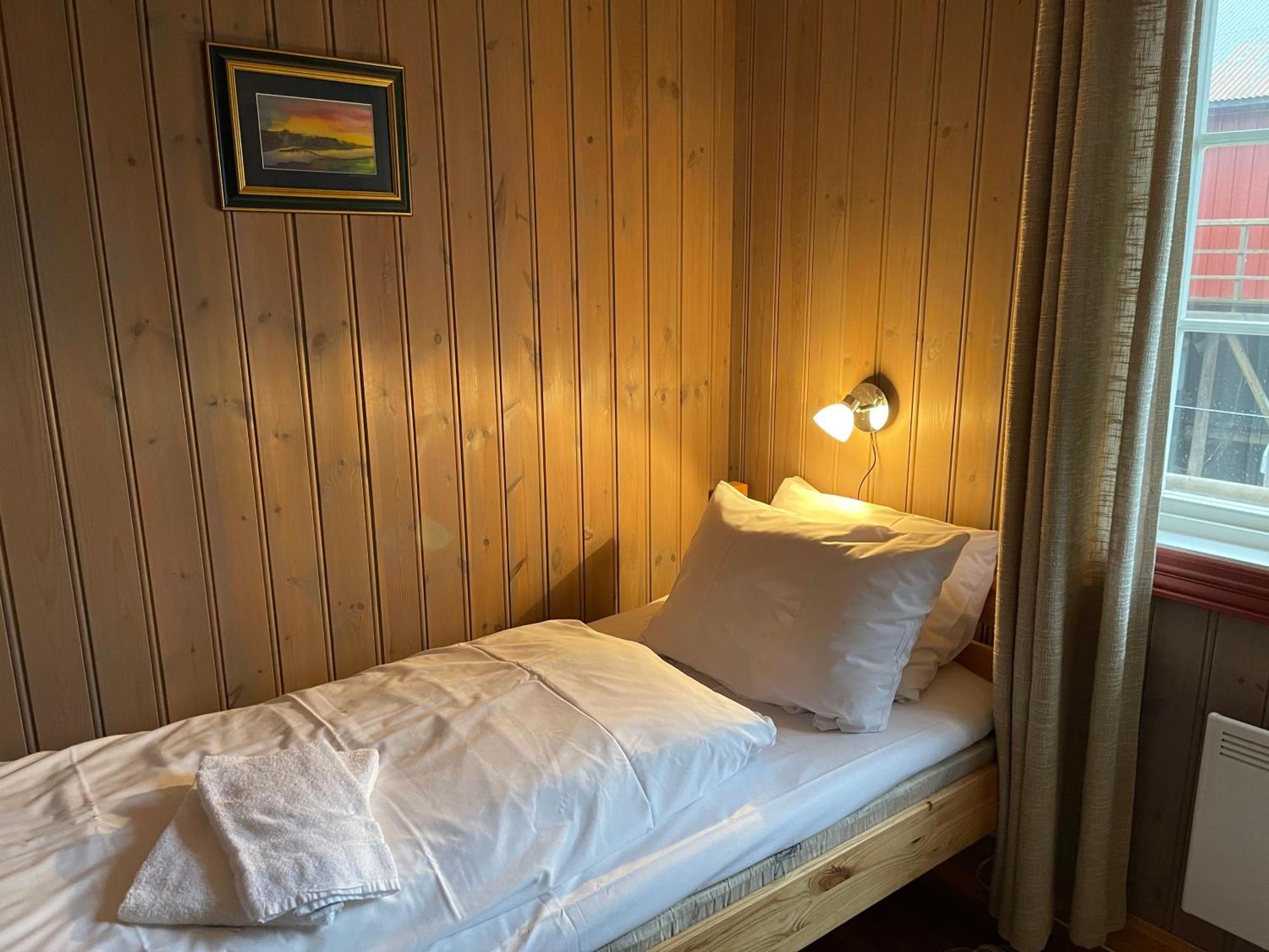 Bortersia Holiday Home Sørvågen Dış mekan fotoğraf
